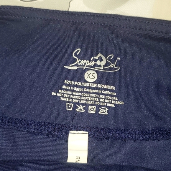Scorpio Sol Athletic Yoga Capri Blue Leggings XS - Picture 6 of 7